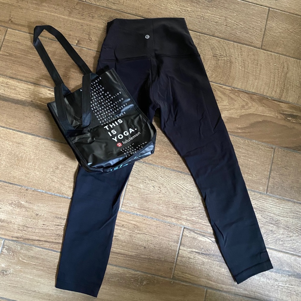 BRAND NEW wunder under